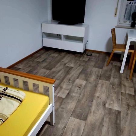 Ferien- Oder Monteurwohnung Stadtnah! Bad Oeynhausen Kültér fotó